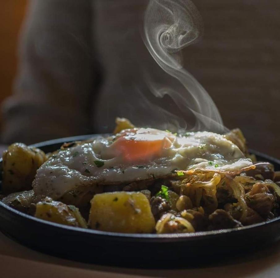 Bed & Breakfast Karczma Tyrolska U Martina Złocieniec